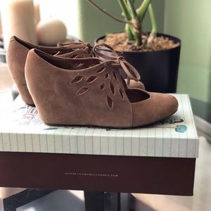 Jeffrey Cambell Lamp Bootie in Taupe